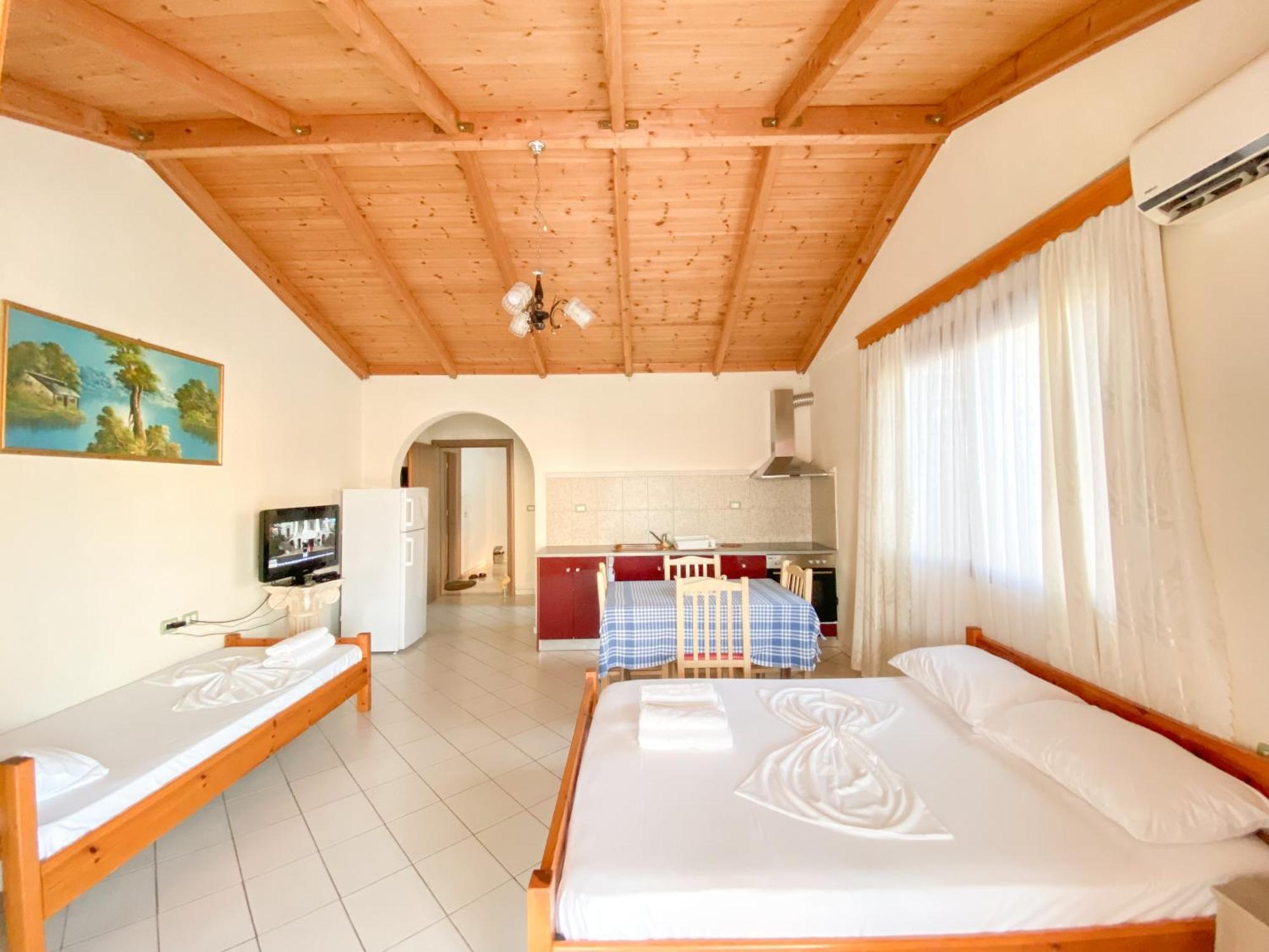 Summerland Saranda Exteriér fotografie